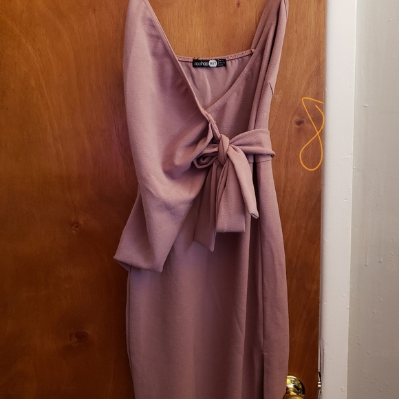 Lot of 6 Boohoo Dresses - 4x 8 + 1x 10 - Picture 3 of 6